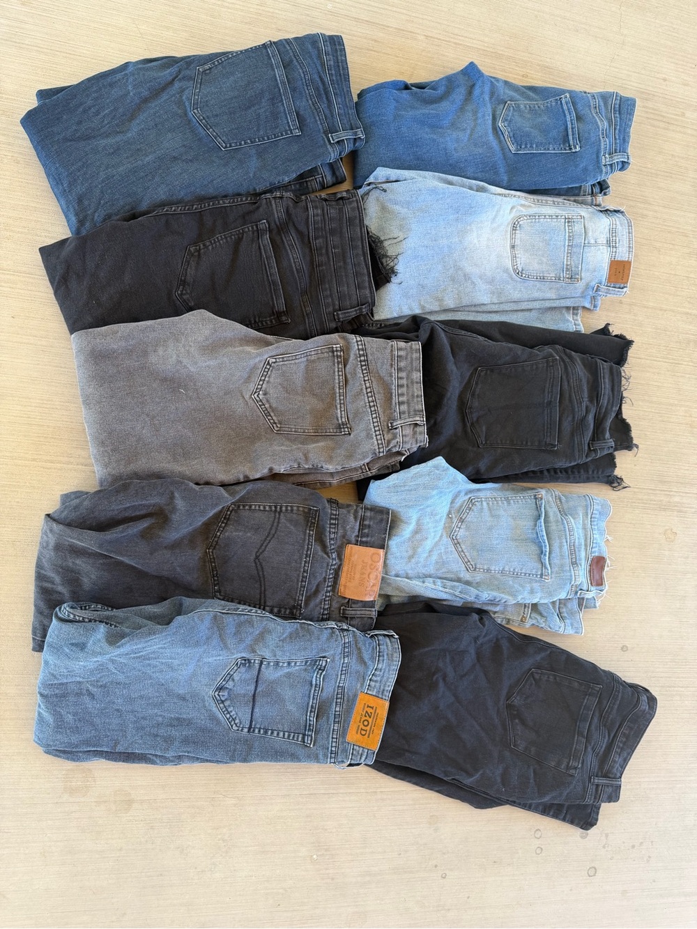 10 Pc Women's Jeans Reseller Bundle Mixed Sizes Brands IZOD Oscar Celebrity Pink